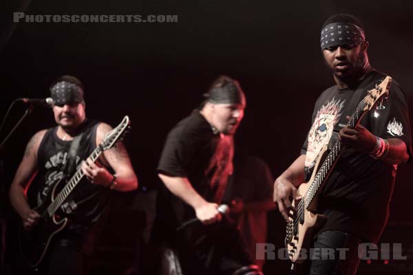 SUICIDAL TENDENCIES - 2009-07-05 - CERGY - Base de Loisirs - 